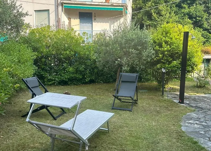 Joivy Sunny Family Flat With Private Garden & Parking Lejlighed